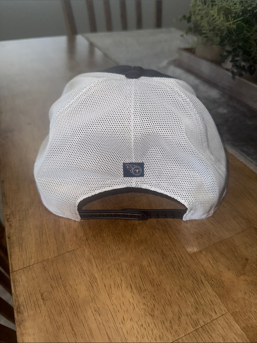 Titans 47 Brand Navy & White Mesh Trucker Hat - Picture 4 of 5